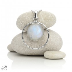 Selene pendant in sterling silver and moonstone
