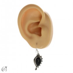 Circe earring (size ratio to an adult ear)