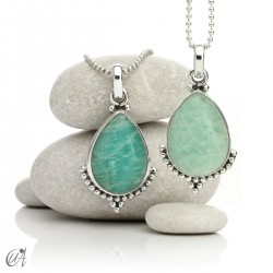 Deví pendant in sterling silver and amazonite