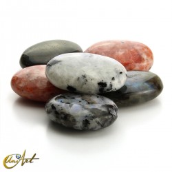 moonstone, sunstone or labradorite, palm stone shape