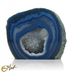 Agate geode with crystal quartz