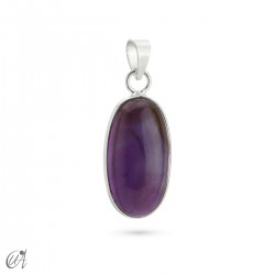 Basic elliptical pendant with amethyst and silver