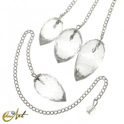 Briolette-cut pendulum of cristal clear quartz