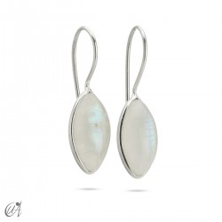Silver earrings with moonstone, basic marquise model