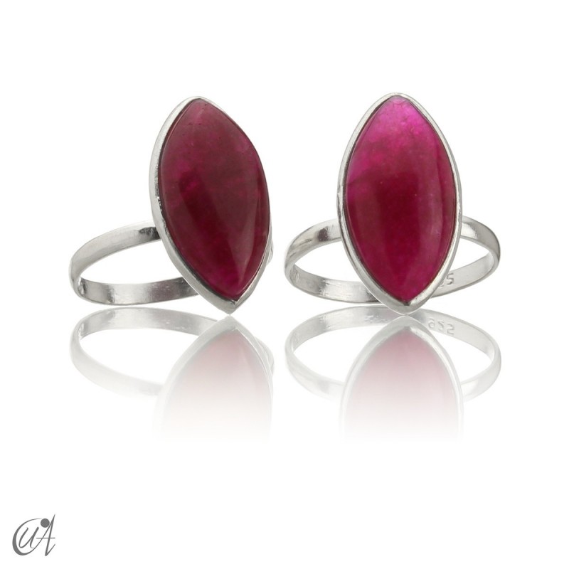 Silver ring with ruby, basic marquise model