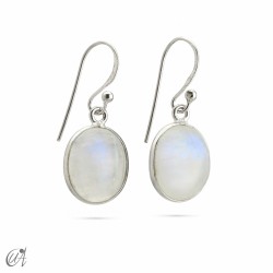 Silver and natural moonstone earring, basic oval model
