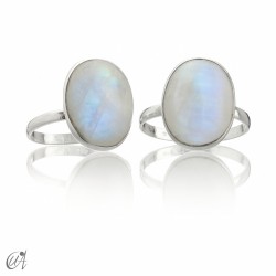 Basic oval ring, 925 silver with moonstone