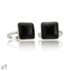 Black onyx and silver basic square model ring