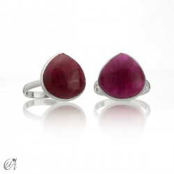 Ring in silver and ruby, basic pear model