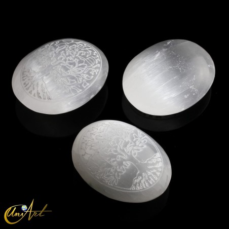 Engraved Selenite Soap-shaped,  7 cm - Tree of Life