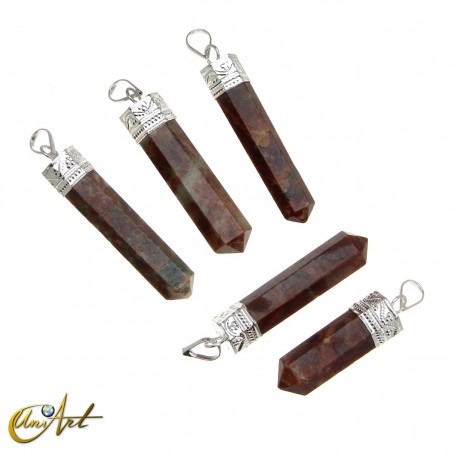 Colgante punta de granate