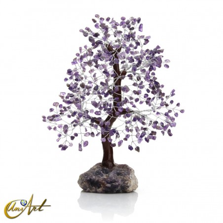 Tree with 500 chips and natural amethyst base