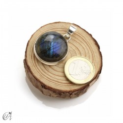 Sterling silver and labradorite circular pendant, large model 1