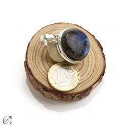 Sterling silver and labradorite circular pendant, large model 1