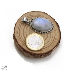 Colgante en plata con piedra luna, ovalado - mediano, modelo 3
