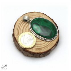 Oval malachite pendant in 925 silver. Extra large - model 2