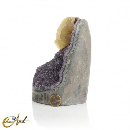 Amethyst druze from Artigas