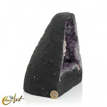 Chapel amethyst geode with calcite, Brazil