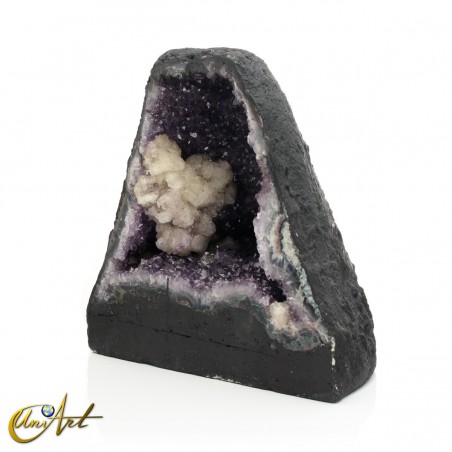Chapel amethyst geode with calcite, Brazil