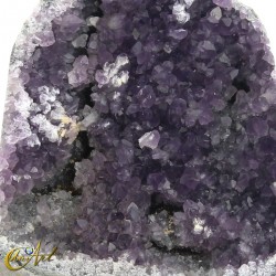 Amethyst druse: lavender