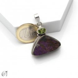 Silver pendant with rough purpurite and faceted peridot, model 3