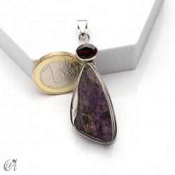 Silver pendant with rough purpurite and faceted garnet, model 2