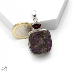 Silver pendant with rough purpurite and faceted garnet, model 3