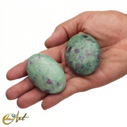 Palm stone de rubí en zoisita