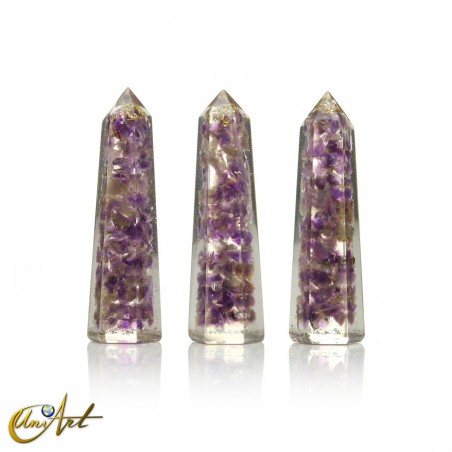 Handmade orgonite point, 5 cm – amethyst