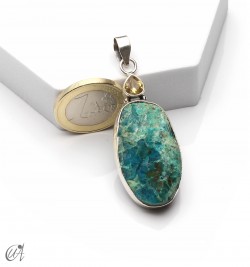 Silver pendant with rough chrysocolla and faceted citrine, model 1
