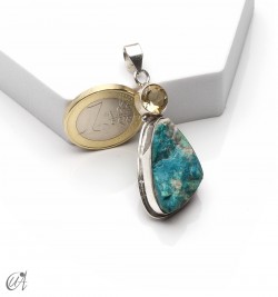 Silver pendant with rough chrysocolla and faceted citrine, model 3