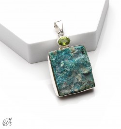 Colgante en plata con crisocola en bruto y peridoto facetado, modelo 4