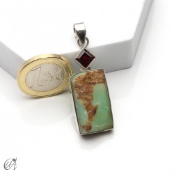 Colgante de crisoprasa en bruto y granate en plata 925, modelo 2