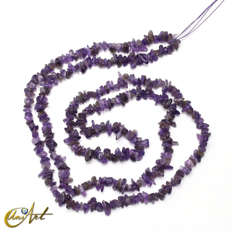 Natural amethyst chips, India