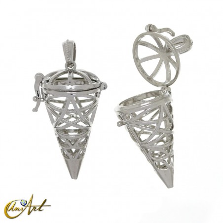 Pendant pendulum, cage style with star