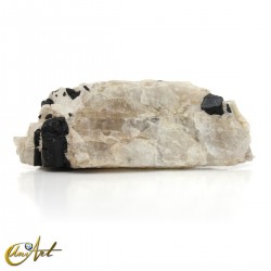 Quartz with tourmaline formation