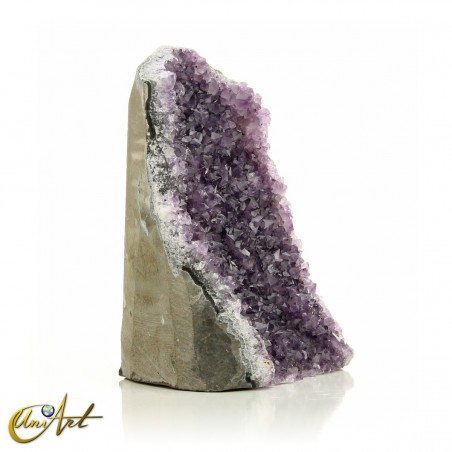 Rough amethyst druse