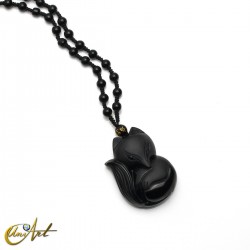 Zorro tallado en obsidiana con collar