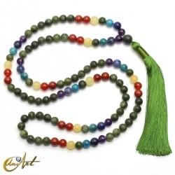 Jade y piedras de los chakras, japa mala, 8 mm