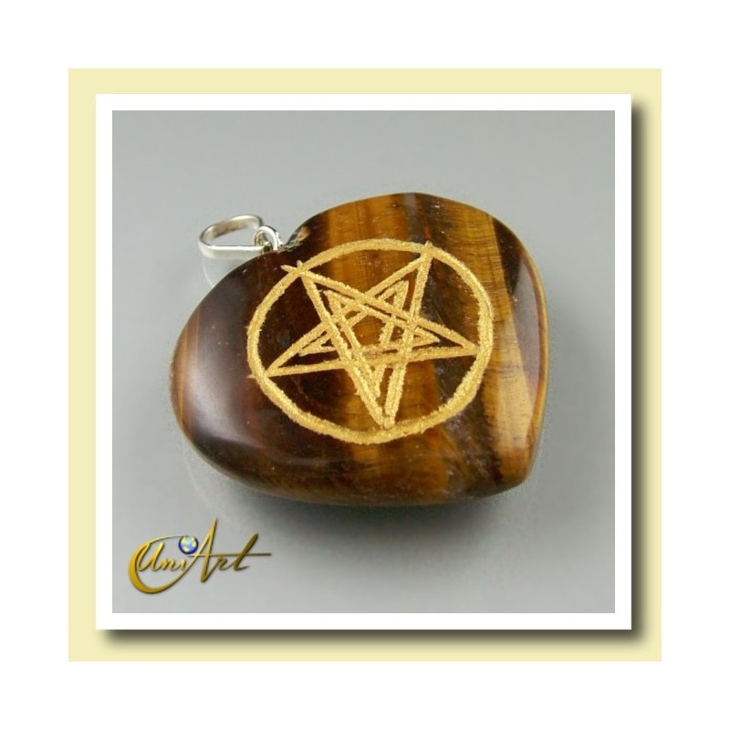 Heart with Pentagrama engraved in tiger eye