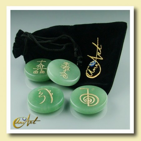Set of green quartz with Reiki symbols - model 1