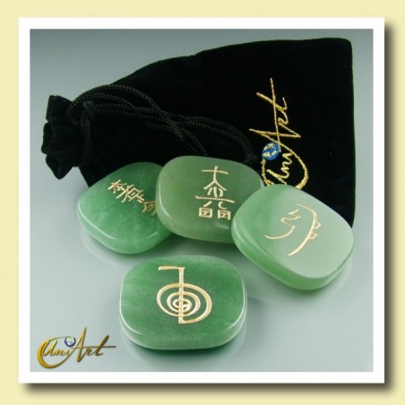 Set of green quartz with Reiki symbols - model 2