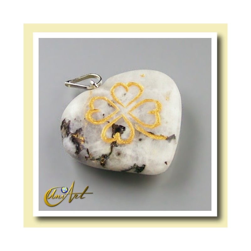 Clover heart pendant of moonstone