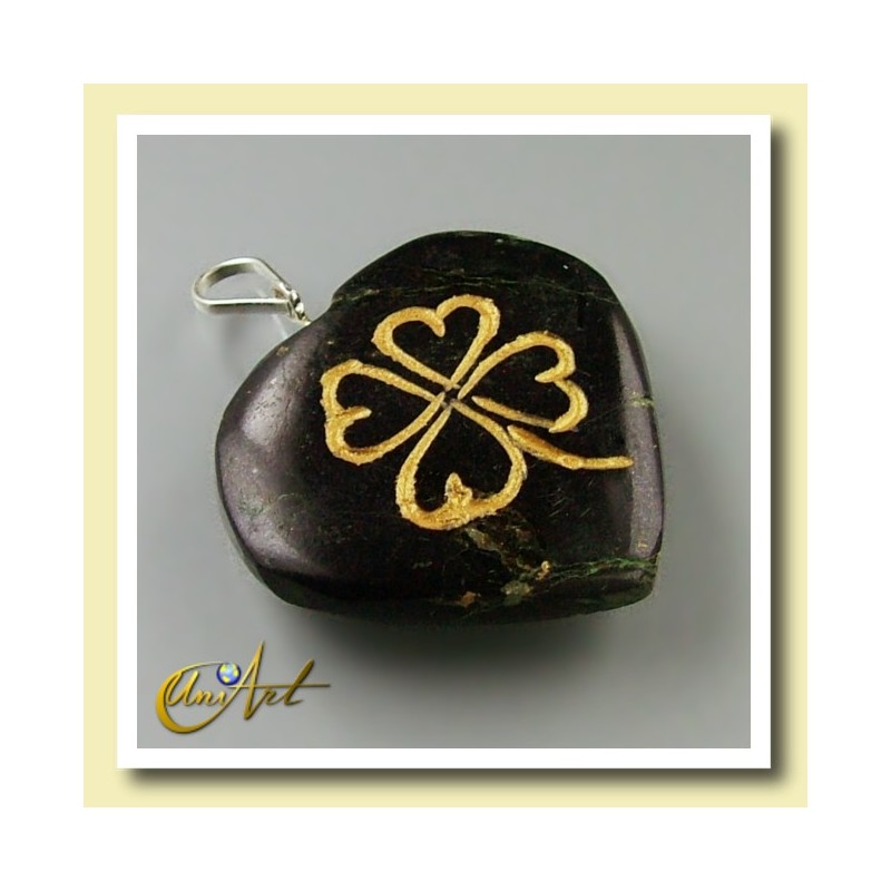 Clover heart pendant - of black turmaline