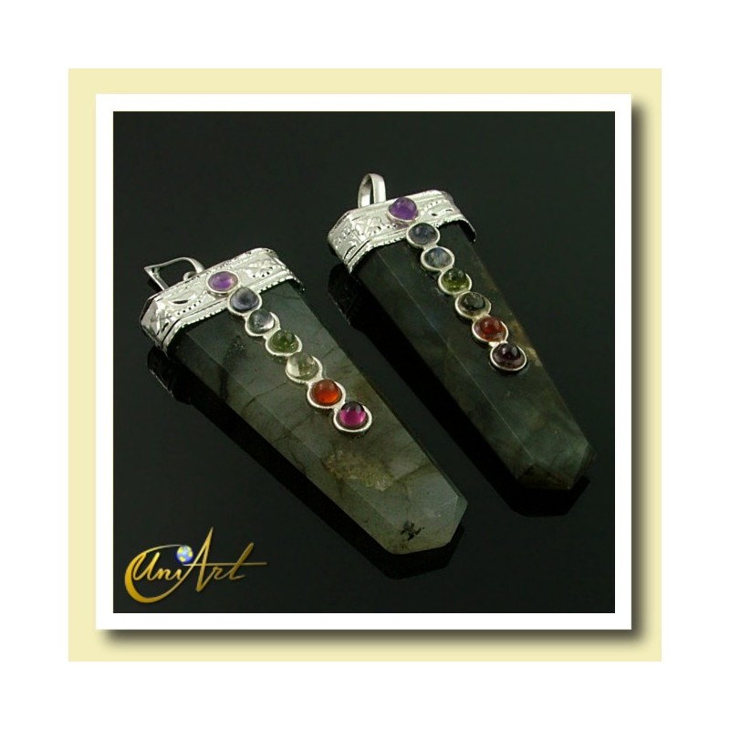7 Chakras Pendant - labradorite