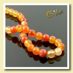 Strings of faceted carnelian beads 6 mm - detail