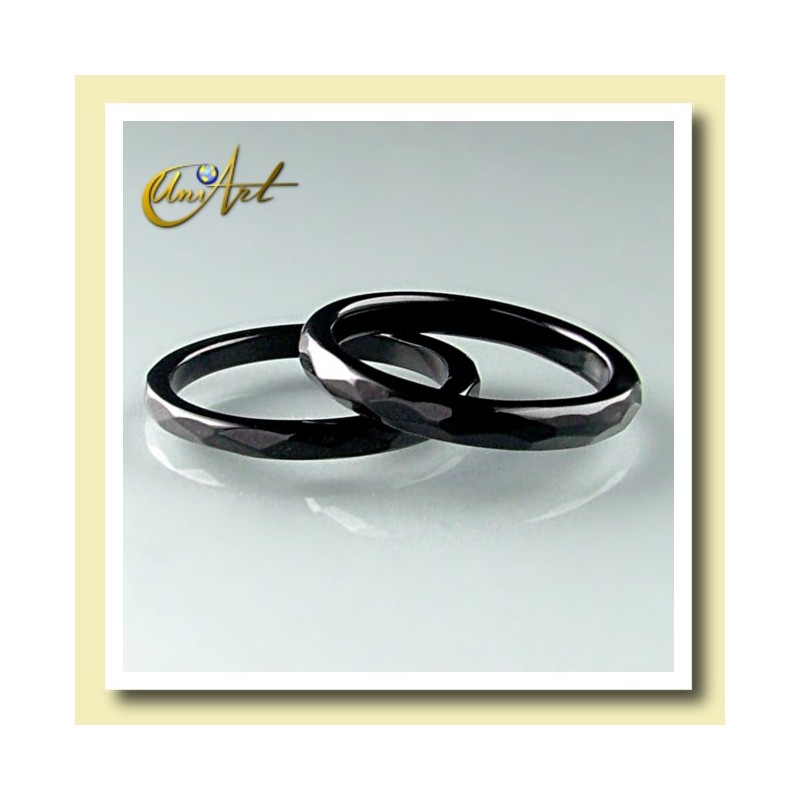 onyx ring - thin and faceted
