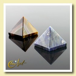1.5 cm gemstone pyramid