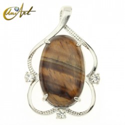 Oval pendant of tiger eye classical model