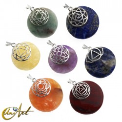 Set with 7 pendants of the chakras